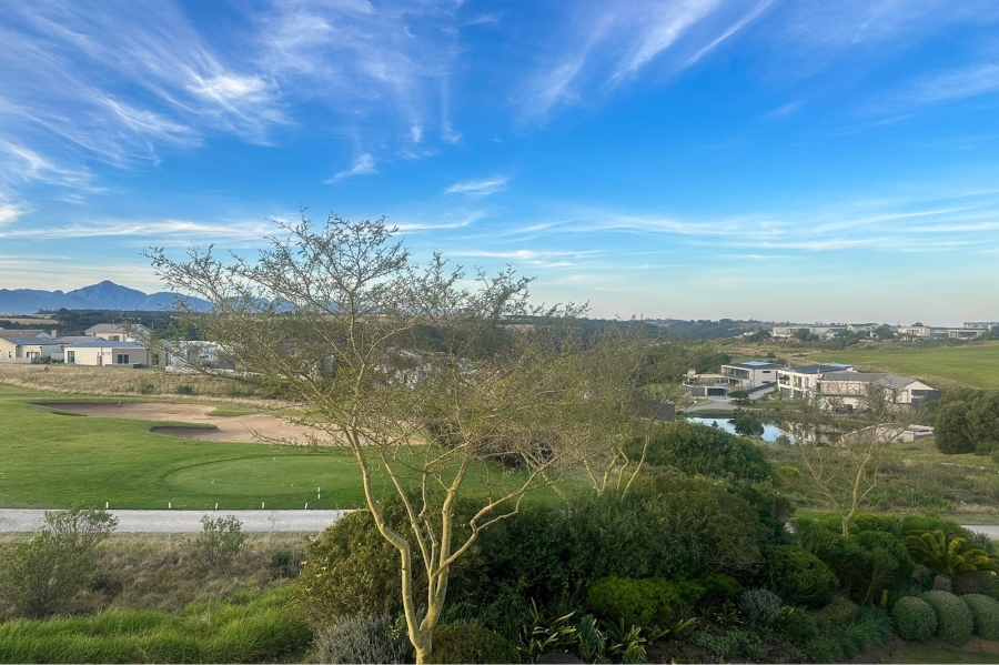 5 Bedroom Property for Sale in Oubaai Western Cape